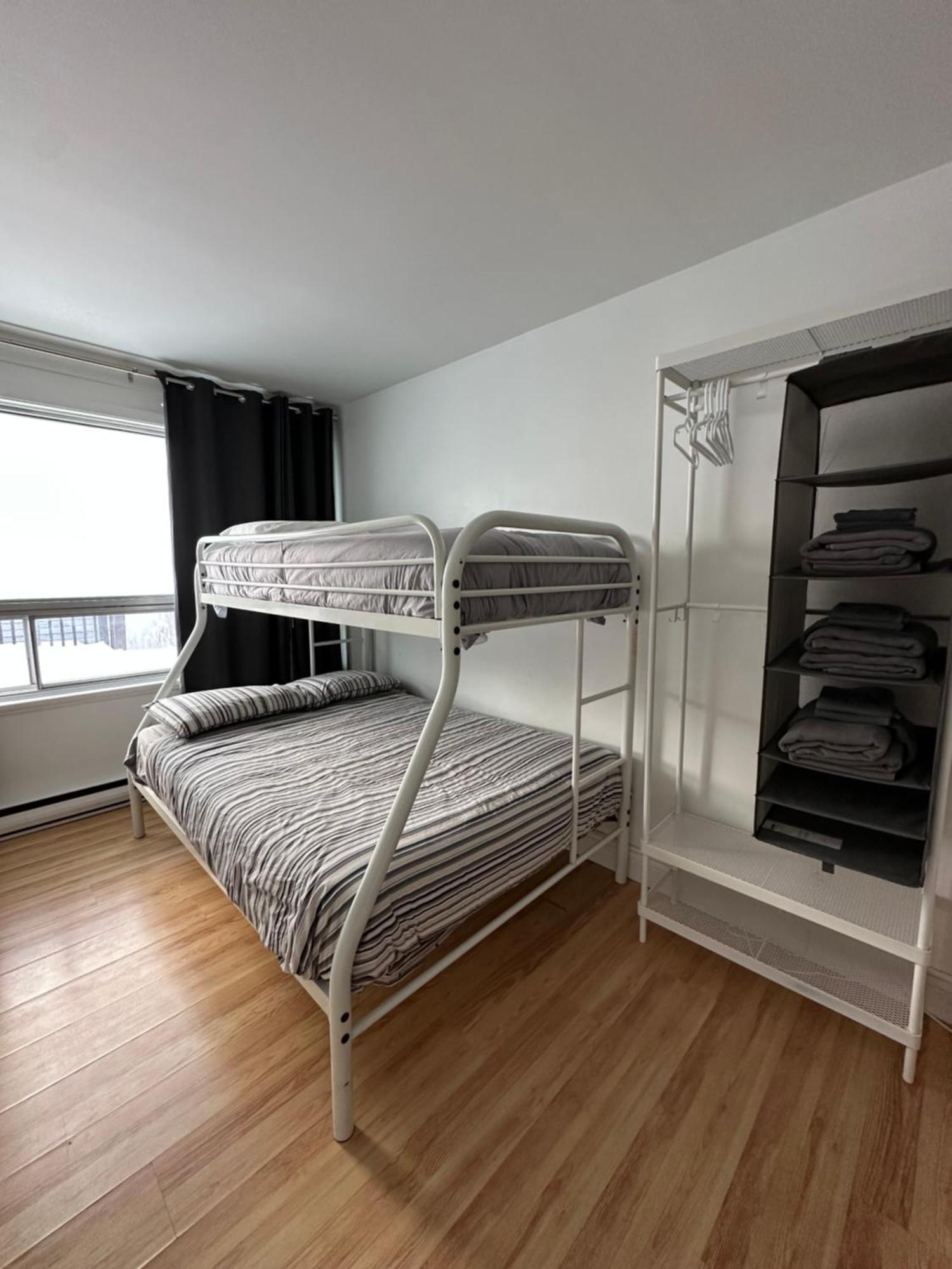 881 L'Appartement Familial Quebec City Exterior photo